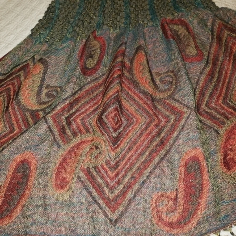 Ladies scarf earth tones‎